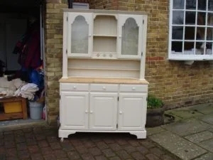 two-tone shabby-chic painted dresser