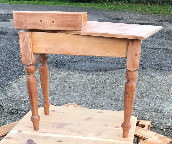 painted-console-table-workshop-2 Console table after sanding
